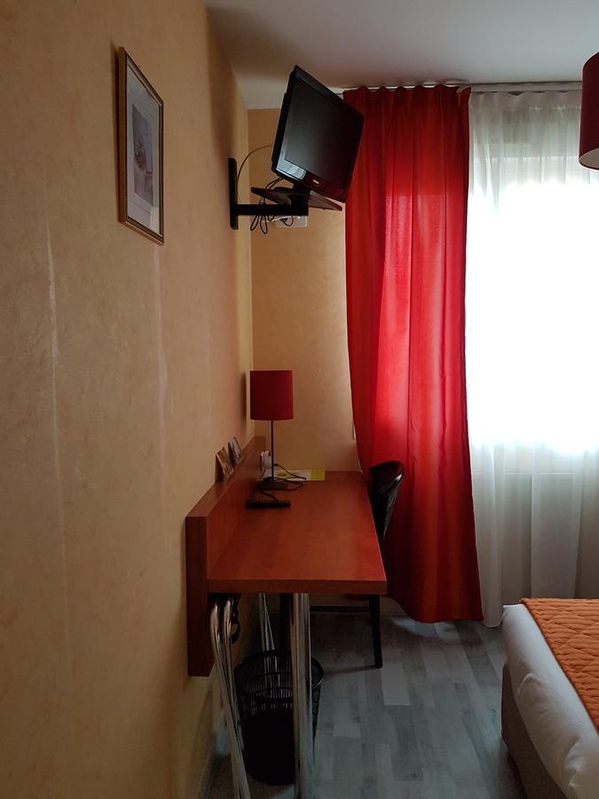 Logis Hotel Le Florina Sainte-Florine المظهر الخارجي الصورة